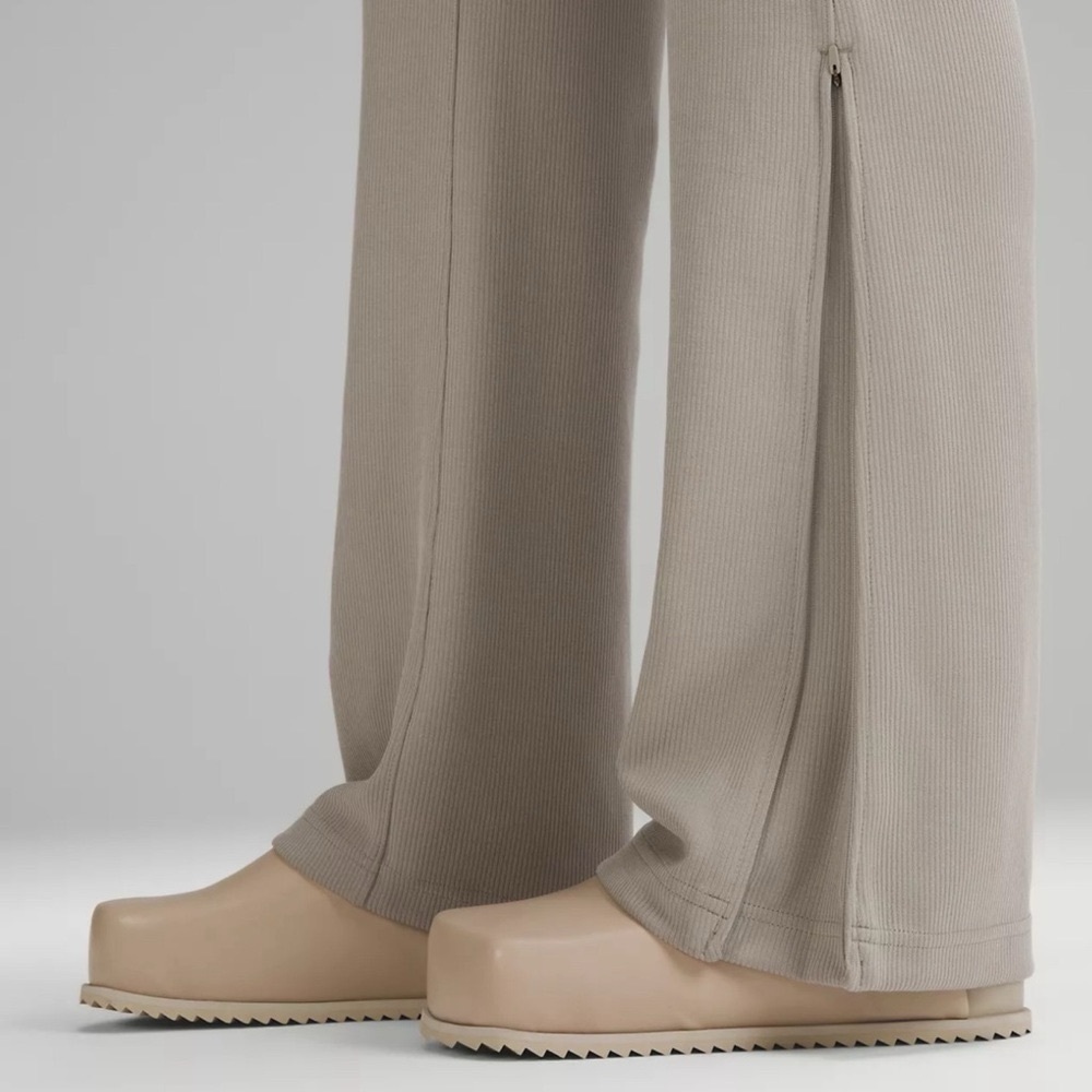 Lululemon Brushed Softstreme Ribbed Zip Flared Athletic Pants Riverstone 14 NWT - Picture 3 of 11